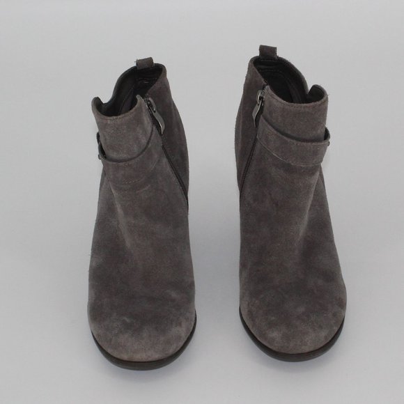 boots - Picture 3 of 8